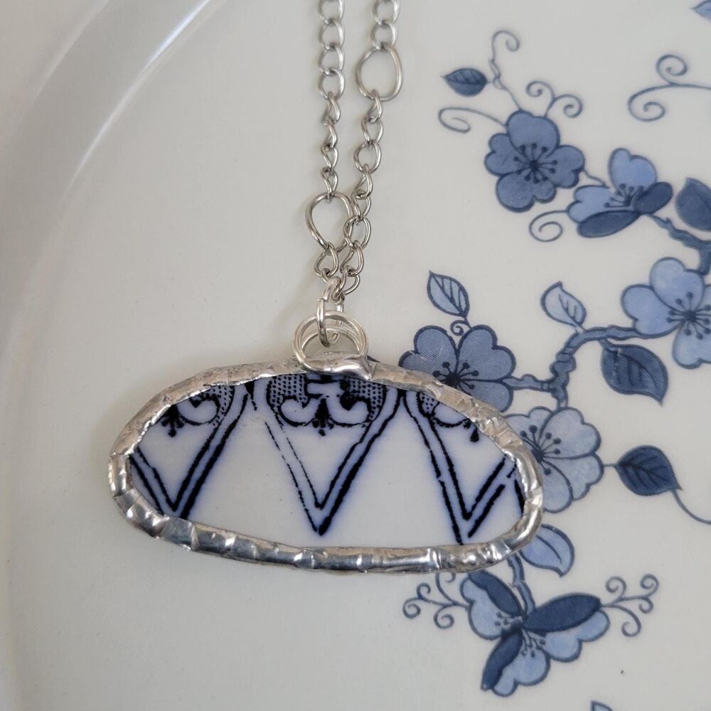 Antique Broken China Blue & White Heart Pattern Reversible Soldered Necklace